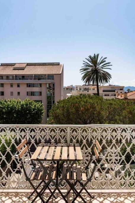 Suite Luxe Jacuzzi Κάννες Εξωτερικό φωτογραφία